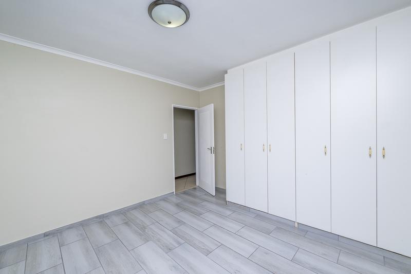 To Let 6 Bedroom Property for Rent in Kleinbron Estate Western Cape